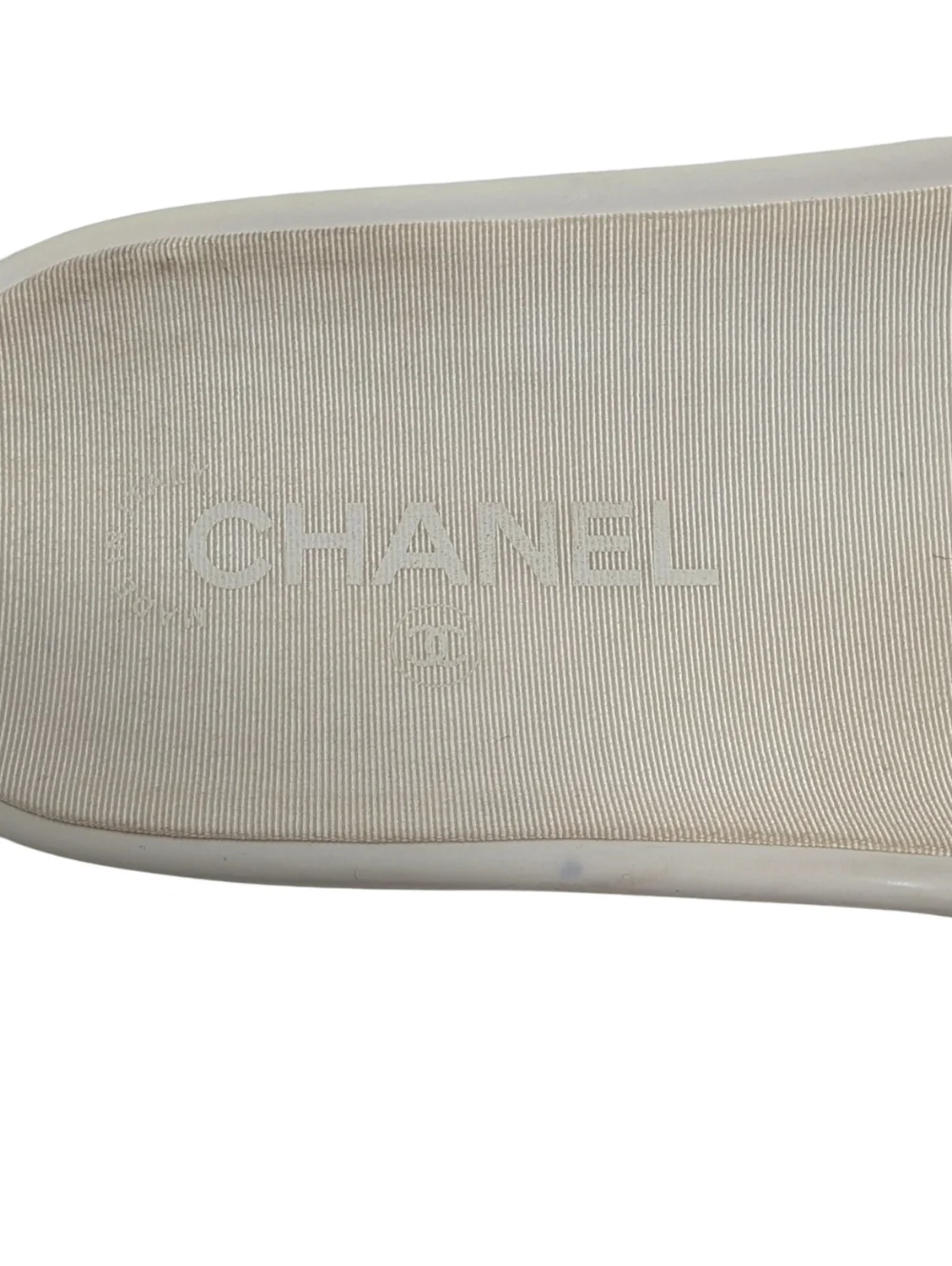 Chanel Camellia Tweed CC Logo Slide Rainbow White Rubber Pool Sandal 38 | 7.5 - Picture 9 of 13